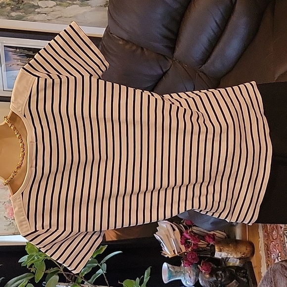 Ralph Lauren Top M Stripes on White Short Sleeves - Picture 8 of 9